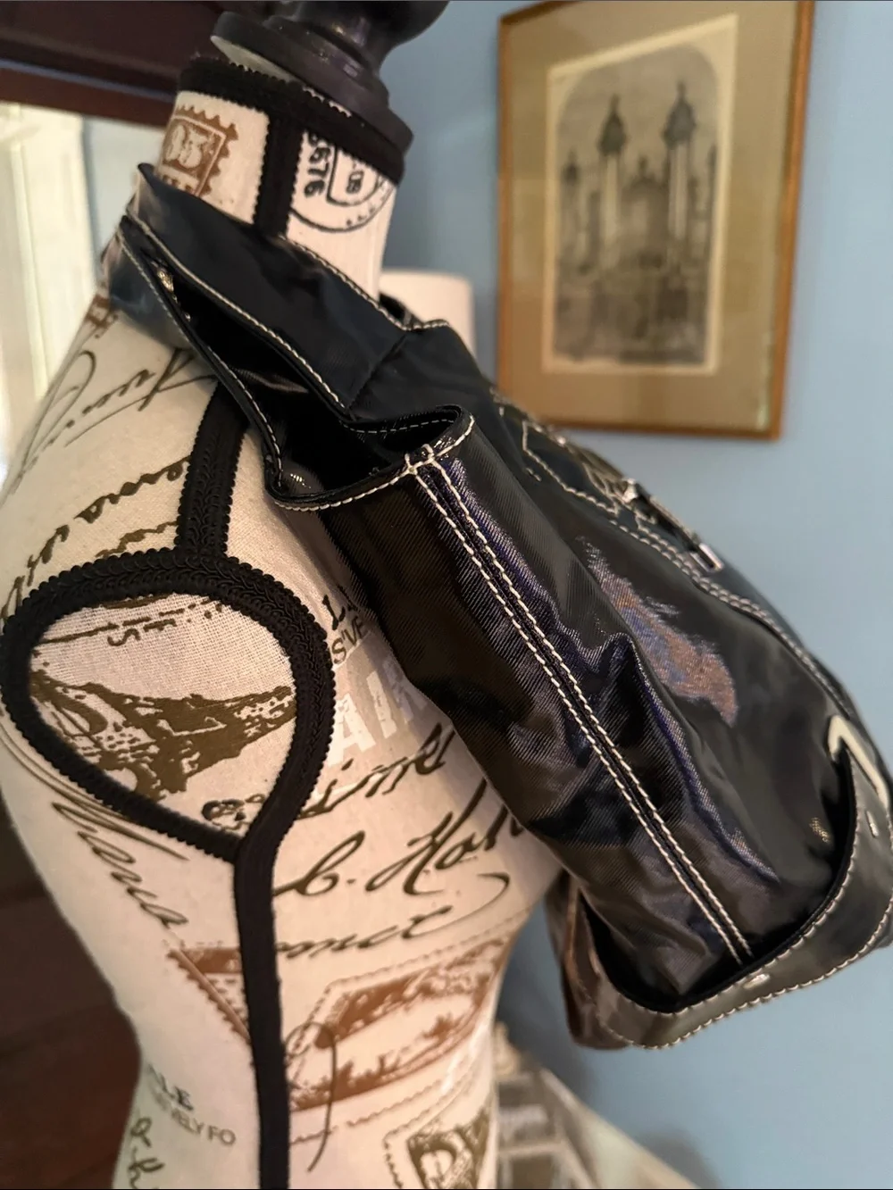 Maxx New York Black Patent PVC Tote Shoulder Bag White Contrast Stitch Y2K